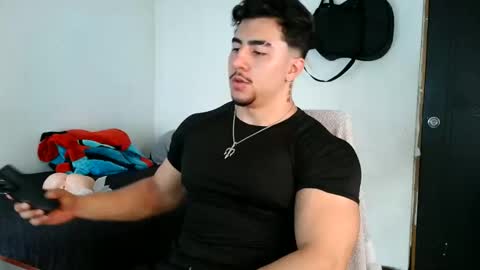 Snapshot of dantevicius chatting on November 11, 2025, 7:25 pm Dante Vicius online show from November 11, 2025, 7:25 pm