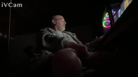 dantheman741 online show from December 27, 2024, 2:33 pm