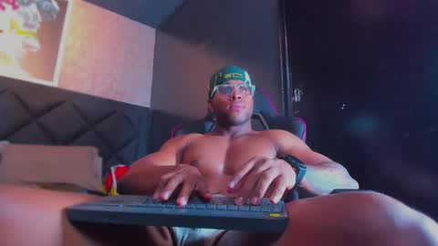 Snapshot of dany_dryy chatting on December 4, 2025, 7:50 am Dany online show from December 4, 2025, 7:50 am