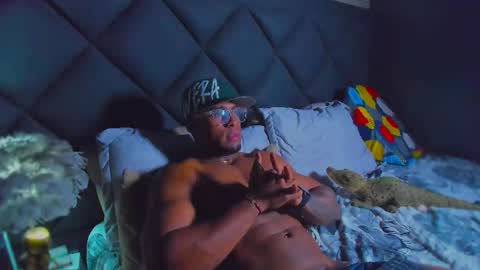 Snapshot of dany_dryy chatting on January 15, 2026, 12:21 pm Dany online show from January 15, 2026, 12:21 pm