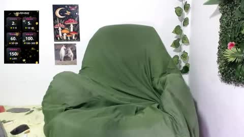 dany_milk online show from April 24, 2026, 2:25 am