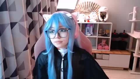 danyelleeyermann online show from June 24, 2026, 1:21 pm