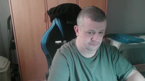 danysanchez1981 online show from February 26, 2026, 11:20 am