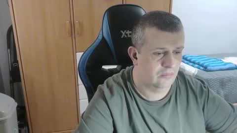 danysanchez1981 online show from March 8, 2026, 3:38 pm