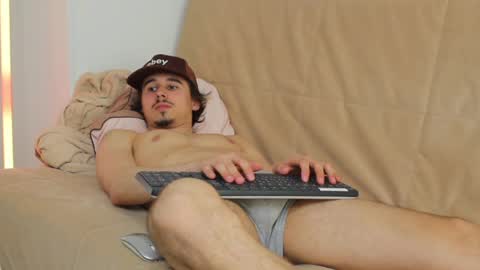 Snapshot of danyx__ chatting on May 5, 2026, 10:01 am Dany online show from May 5, 2026, 10:01 am