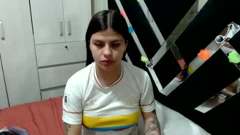 daphne877046 online show from June 17, 2026, 6:09 pm