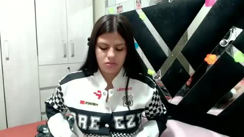 daphne877046 online show from June 23, 2026, 12:19 am
