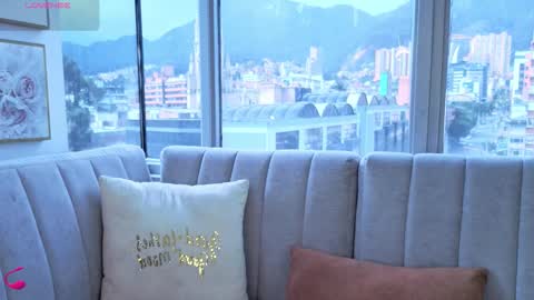 daphne_chers online show from January 14, 2026, 7:52 pm