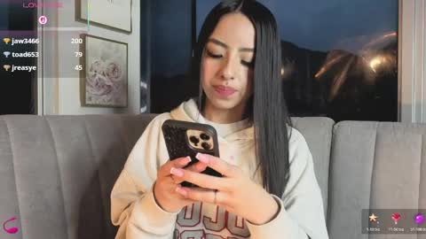 daphne_chers online show from April 25, 2026, 10:51 am