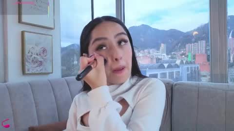daphne_chers online show from May 4, 2026, 8:38 pm
