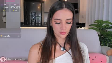 Snapshot of daphne_cooper1 chatting on April 1, 2026, 1:28 am daphne_cooper1 online show from April 1, 2026, 1:28 am