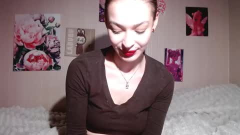 Daphne Darkthorn online show from April 26, 2026, 2:59 pm
