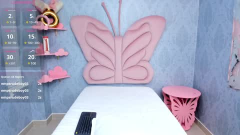 Snapshot of daphne_fox_ chatting on December 28, 2024, 2:10 pm Daphne online show from December 28, 2024, 2:10 pm