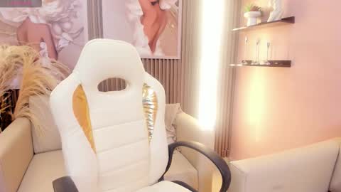 Snapshot of daphne_fox_ chatting on November 9, 2025, 2:48 pm Daphne online show from November 9, 2025, 2:48 pm