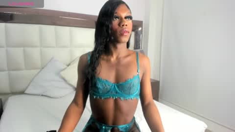 Daphne online show from May 7, 2026, 3:12 am