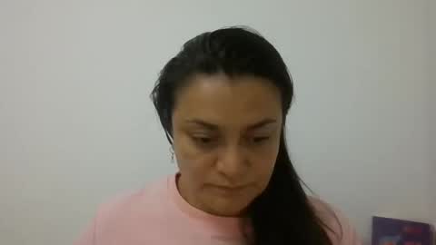 Snapshot of dapnne24 chatting on March 4, 2025, 5:24 pm dapnne online show from March 4, 2025, 5:24 pm