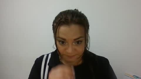 Snapshot of dapnne24 chatting on November 19, 2025, 7:36 pm dapnne online show from November 19, 2025, 7:36 pm