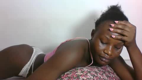 ESTHER online show from March 14, 2026, 4:51 am