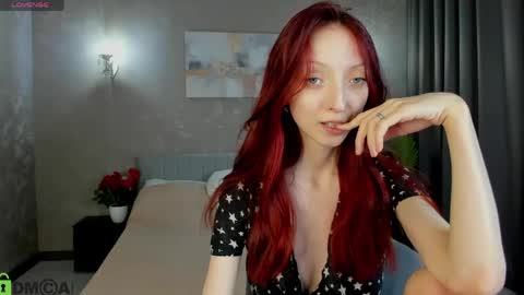 Snapshot of daria_j chatting on April 19, 2026, 12:15 pm Daria J online show from April 19, 2026, 12:15 pm