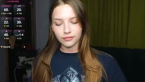 Snapshot of dariaangels chatting on May 10, 2026, 5:40 pm dariaangels online show from May 10, 2026, 5:40 pm