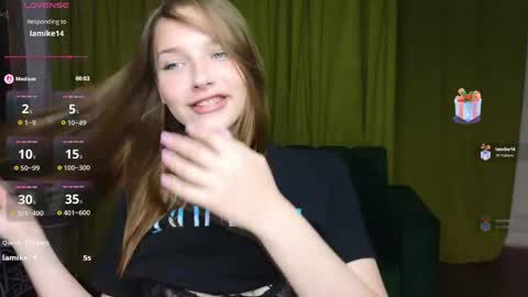 Snapshot of dariaangels chatting on May 22, 2026, 6:13 pm dariaangels online show from May 22, 2026, 6:13 pm