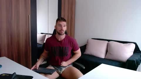 Snapshot of darius_94 chatting on October 7, 2025, 8:11 am darius_94 online show from October 7, 2025, 8:11 am