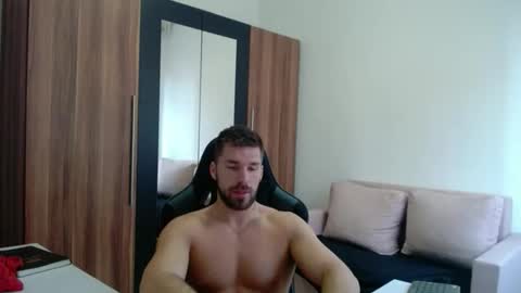 darius_94 online show from March 11, 2026, 5:46 am
