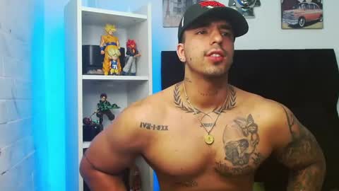 Darius Phoenix  online show from March 4, 2025, 9:51 am