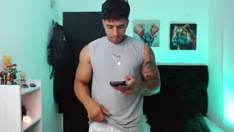 Snapshot of darius_phoenix chatting on May 11, 2026, 6:38 pm Darius Phoenix online show from May 11, 2026, 6:38 pm