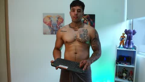 Snapshot of darius_phoenix chatting on May 22, 2026, 10:37 pm Darius Phoenix online show from May 22, 2026, 10:37 pm