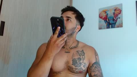 Darius Phoenix  online show from June 24, 2026, 5:23 pm