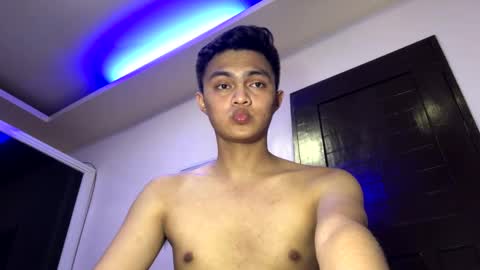 Snapshot of dark_angel69x chatting on January 25, 2025, 11:55 am Guile online show from January 25, 2025, 11:55 am