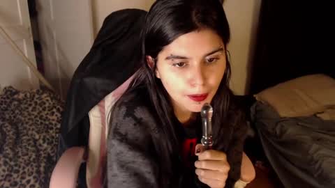 Snapshot of dark_angel_66 chatting on February 11, 2025, 5:58 am Moony online show from February 11, 2025, 5:58 am