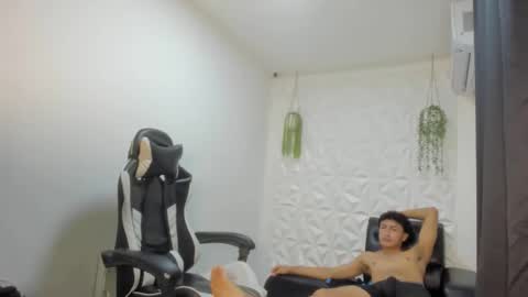 dark_badboy online show from May 12, 2026, 8:06 pm
