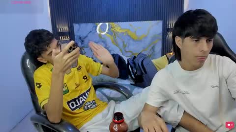 Snapshot of dark_desiree18 chatting on June 2, 2026, 3:08 am DARCK online show from June 2, 2026, 3:08 am