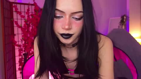 Diva online show from February 17, 2026, 9:21 pm