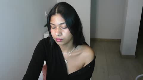 Snapshot of dark_enchantress_ chatting on February 16, 2025, 1:47 am Sofia online show from February 16, 2025, 1:47 am