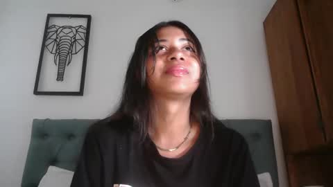 Snapshot of dark_enchantress_ chatting on October 8, 2025, 7:11 pm Sofia online show from October 8, 2025, 7:11 pm