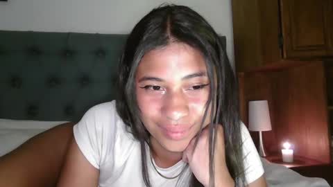 Snapshot of dark_enchantress_ chatting on October 16, 2025, 5:41 am Sofia online show from October 16, 2025, 5:41 am