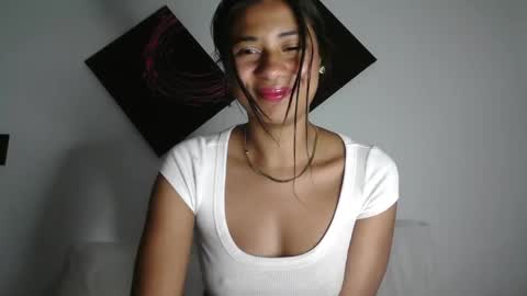 Snapshot of dark_enchantress_ chatting on November 1, 2025, 10:34 pm Sofia online show from November 1, 2025, 10:34 pm
