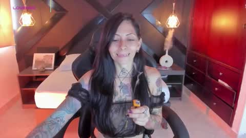 Snapshot of dark_gotica chatting on September 22, 2025, 7:27 pm M I K A E L A online show from September 22, 2025, 7:27 pm