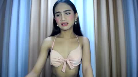 Snapshot of dark_hurohuro19 chatting on June 2, 2026, 12:34 am LIANNA online show from June 2, 2026, 12:34 am