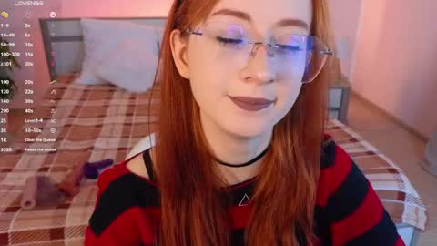 Lola online show from May 1, 2026, 1:32 am