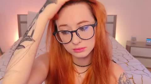 Snapshot of dark_lola_ chatting on June 18, 2026, 1:50 am Lola online show from June 18, 2026, 1:50 am