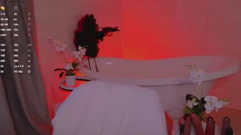 Snapshot of dark_lola_ chatting on June 19, 2026, 2:16 am Lola online show from June 19, 2026, 2:16 am