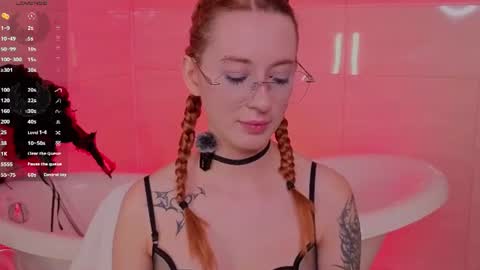 Lola online show from July 10, 2026, 2:38 am