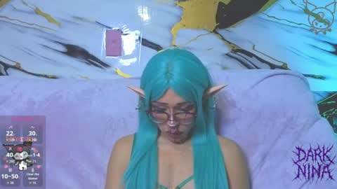 dark_nina__ online show from June 12, 2026, 2:43 am