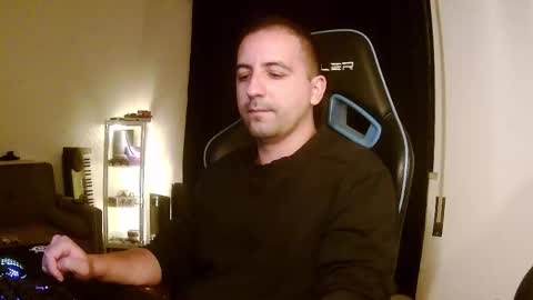 dark_passengerr online show from October 2, 2025, 10:28 pm