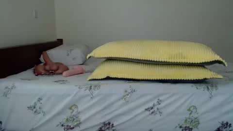 Snapshot of dark_qween chatting on November 18, 2025, 9:36 am dark_qween online show from November 18, 2025, 9:36 am