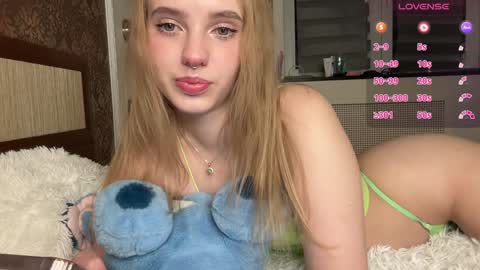 Snapshot of dark_side1213 chatting on December 7, 2024, 7:43 pm Darkside online show from December 7, 2024, 7:43 pm